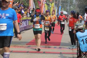 BIB: 41207, 
                            <button type="button" onclick="openModal(8250554)" class="btn btn-primary btn-sm float-right btn-popup" data-toggle="modal" data-target=".modal-high-quality">
                        <i class="fas fa-shopping-cart"></i> Add to Cart
                    </button>
                                            <button type="button" onclick="isThisMe(8250554, true)" class="btn btn-success btn-sm float-right btn-popup btn-isme hidden" data-toggle="tooltip" data-placement="bottom" title="นี่คือรูปของคุณใช่ไหม คลิกที่นี่เพื่อเอาเข้าอัลบั้ม">
                        <i class="fas fa-plus"></i> Add to album
                    </button>
                    <button type="button" onclick="isThisMe(8250554, false)" class="btn btn-warning btn-sm float-right btn-popup btn-isnotme hidden">
                        <i class="fas fa-ban"></i> Remove from album
                    </button>